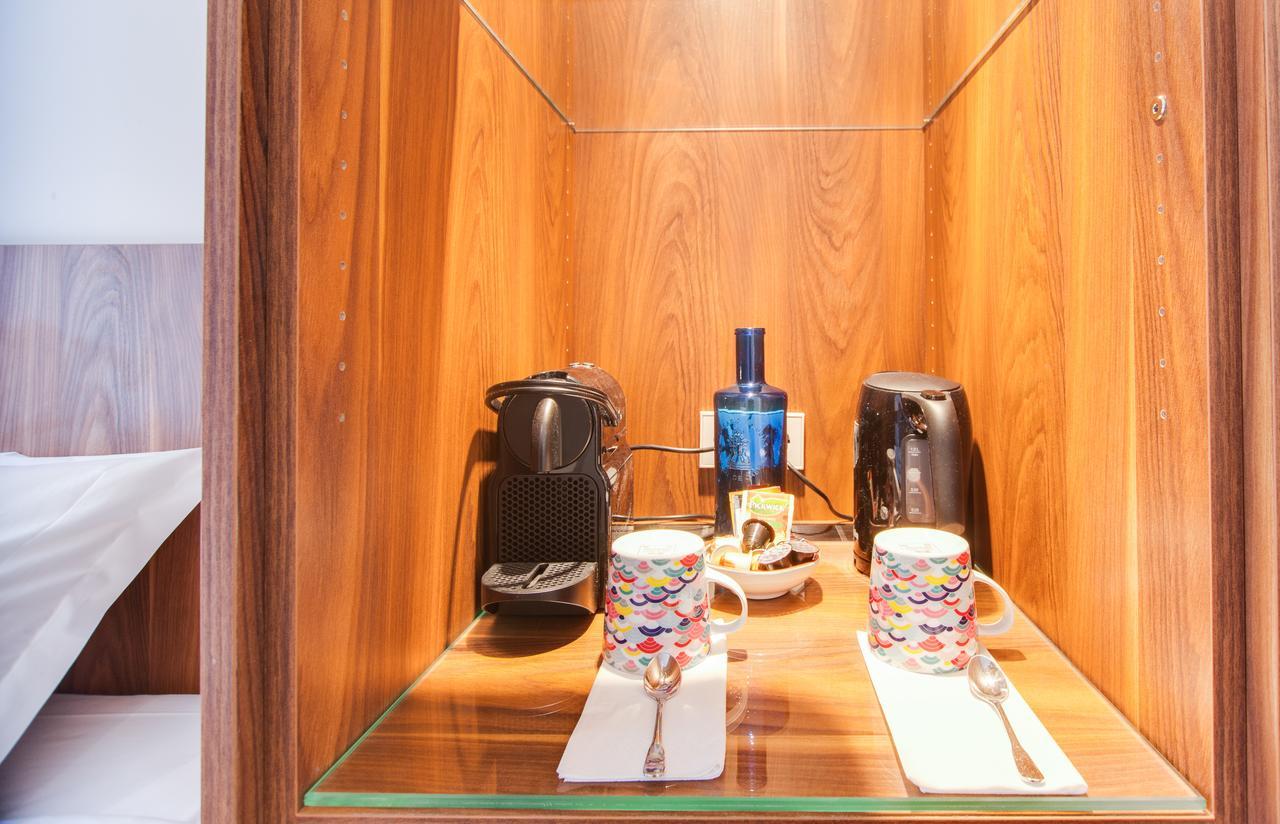เฮท คาบิเน็ต Bed & Breakfast อัมสเตอร์ดัม ภายนอก รูปภาพ